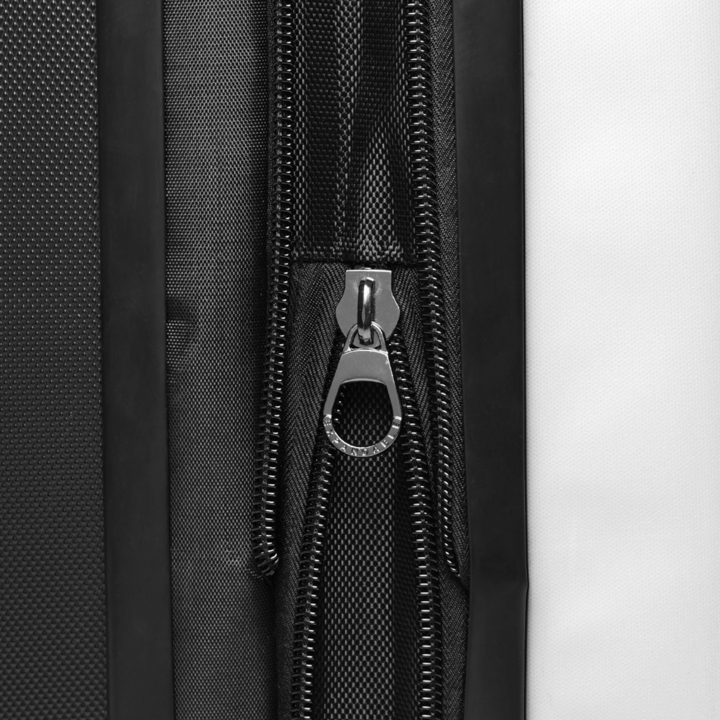 Blommé - Suitcase